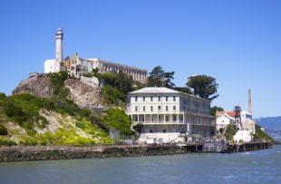 alcatraz-2485909_960_720